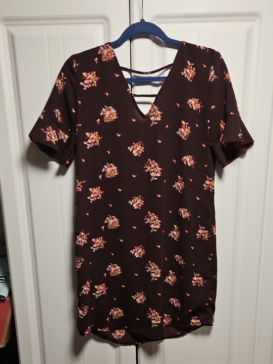 Maurices Dresses & Skirts - Maurices Maroon Mini Dress with Pink Floral Print